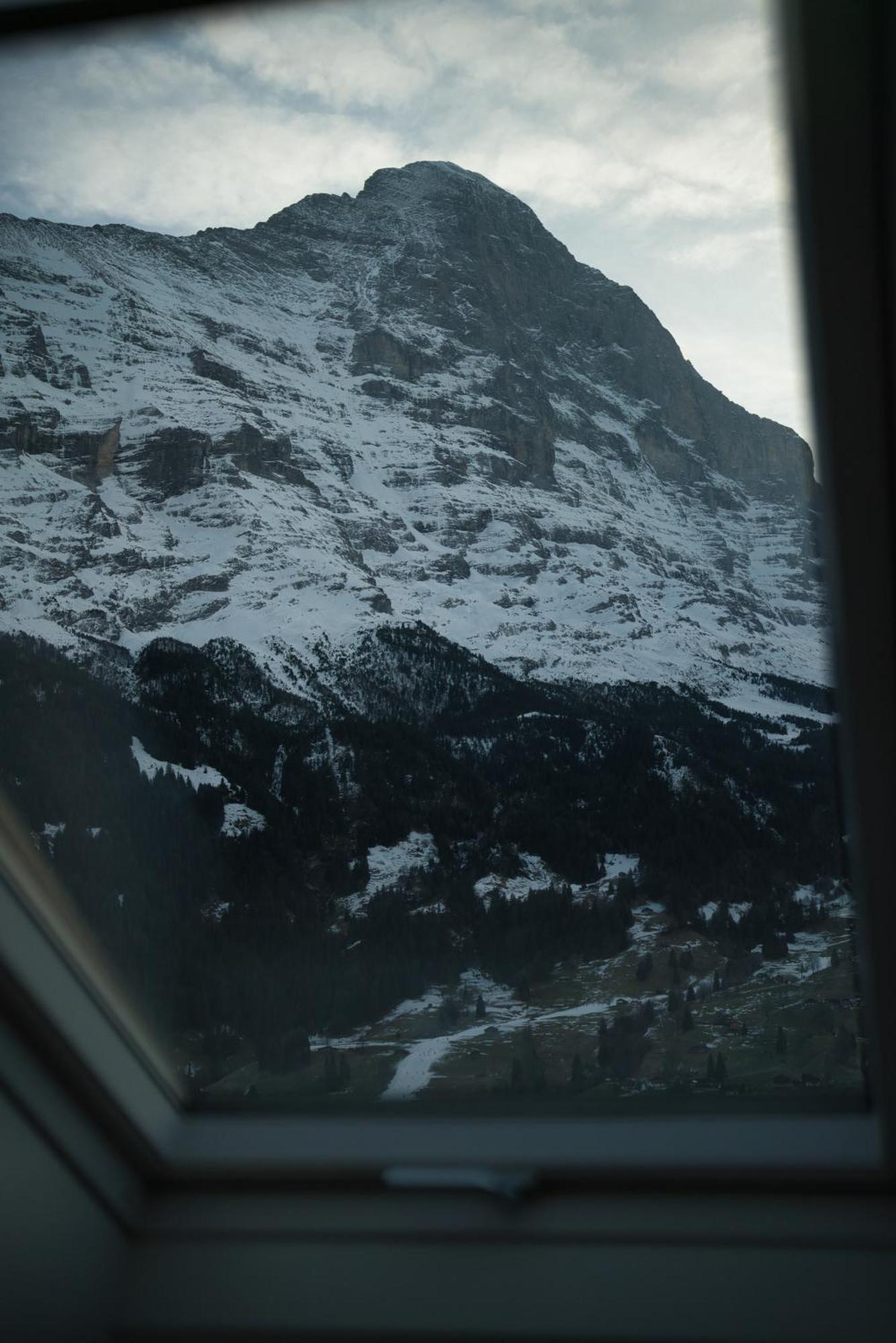 Eiger View Alpine Lodge Гринделвалд Екстериор снимка