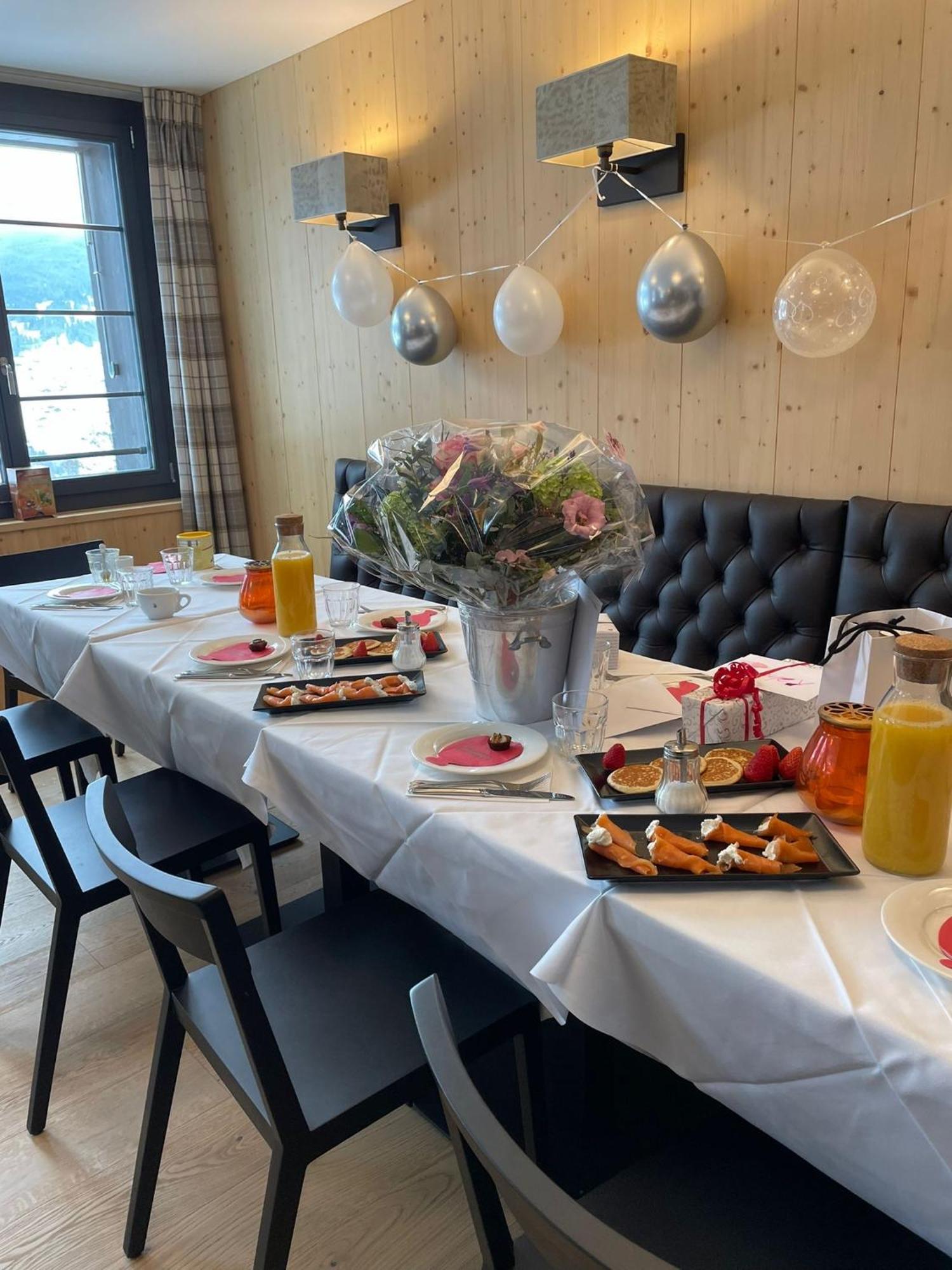 Eiger View Alpine Lodge Гринделвалд Екстериор снимка